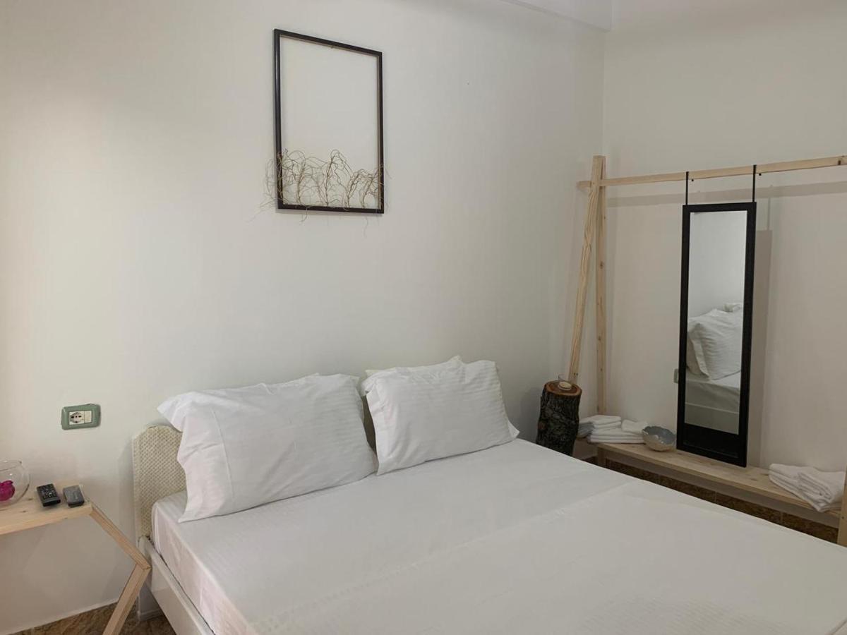Kenza Apartments Sarandë Kamer foto