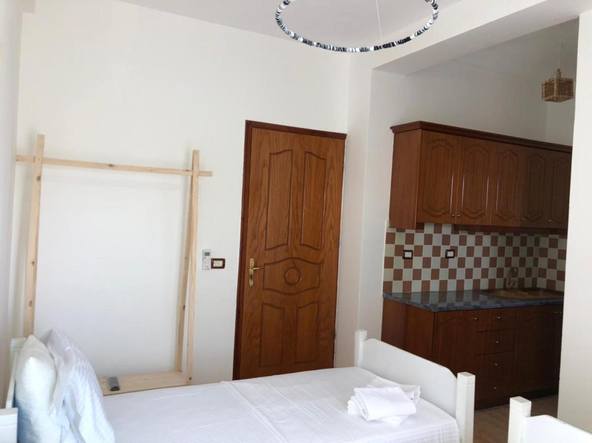 Kenza Apartments Sarandë Kamer foto