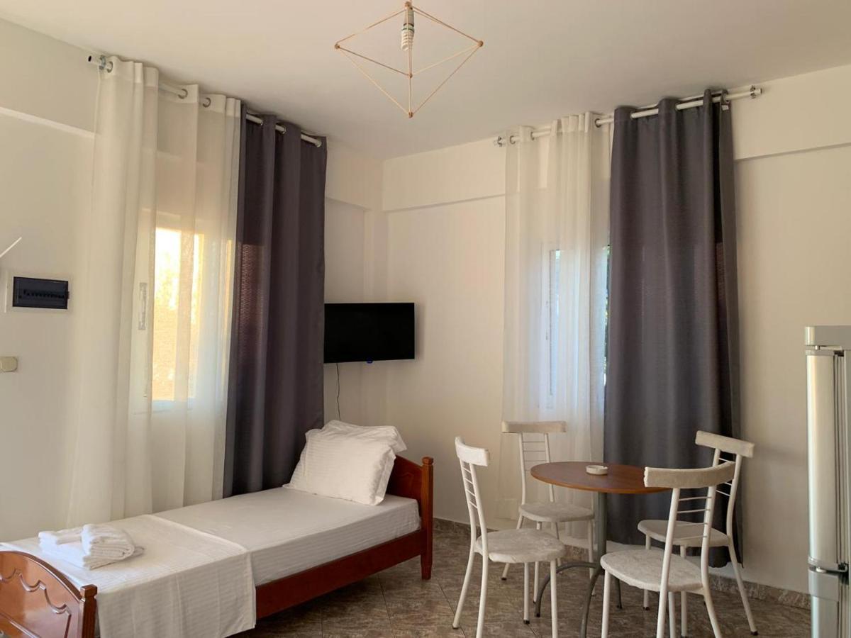 Kenza Apartments Sarandë Kamer foto