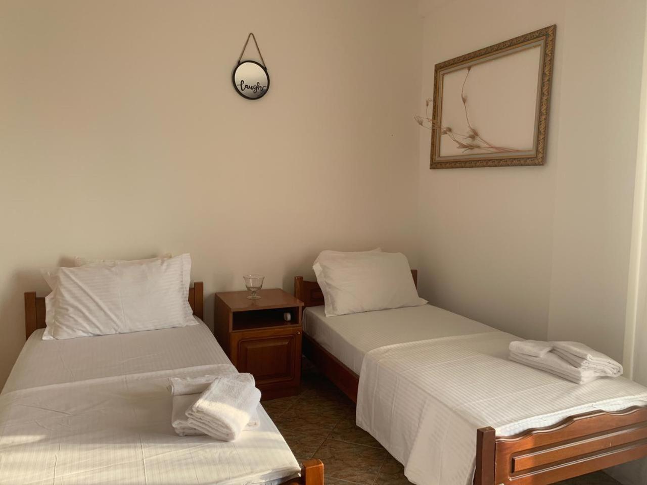 Kenza Apartments Sarandë Kamer foto