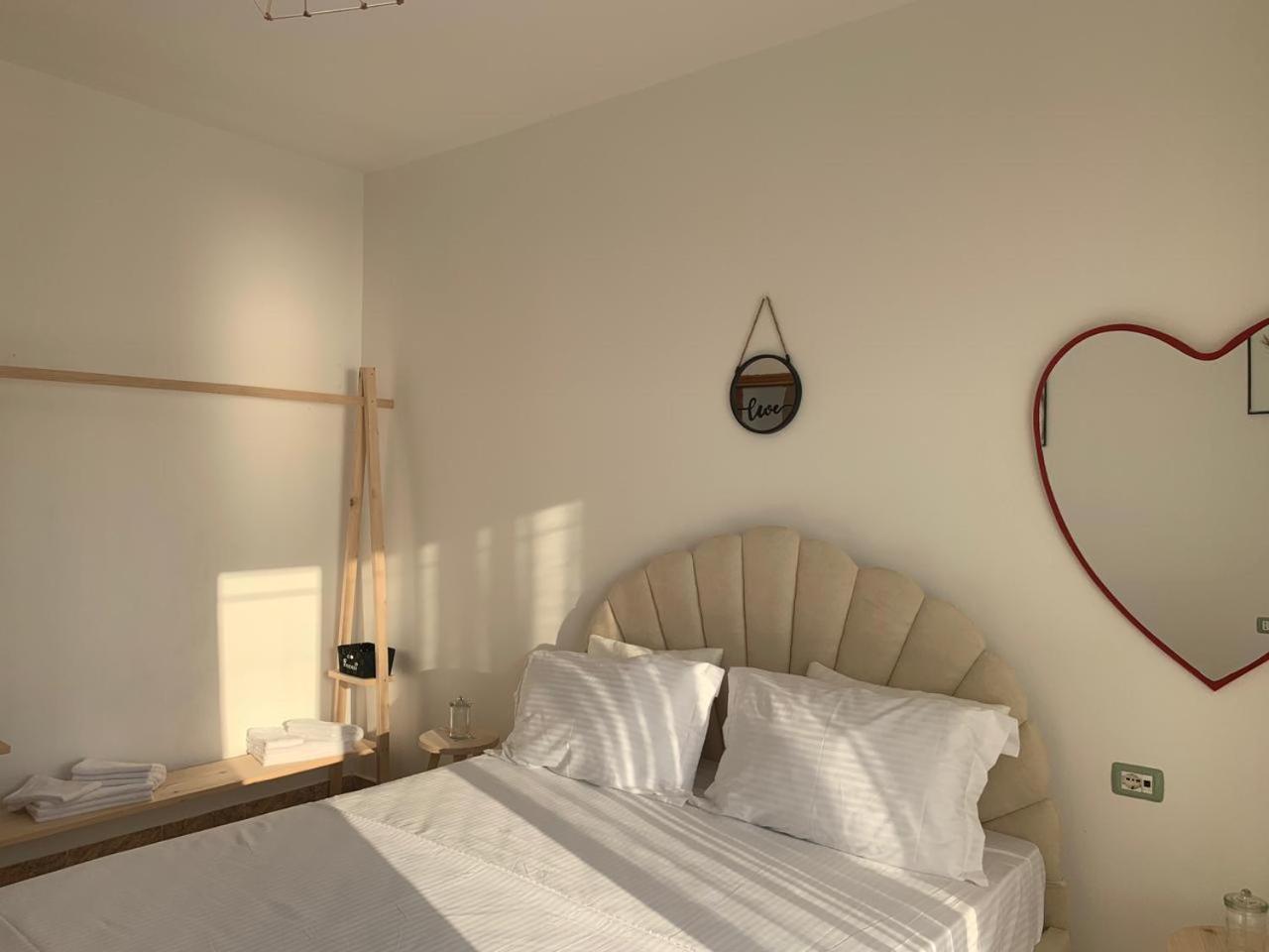 Kenza Apartments Sarandë Kamer foto