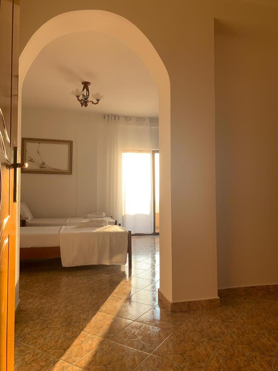 Kenza Apartments Sarandë Kamer foto