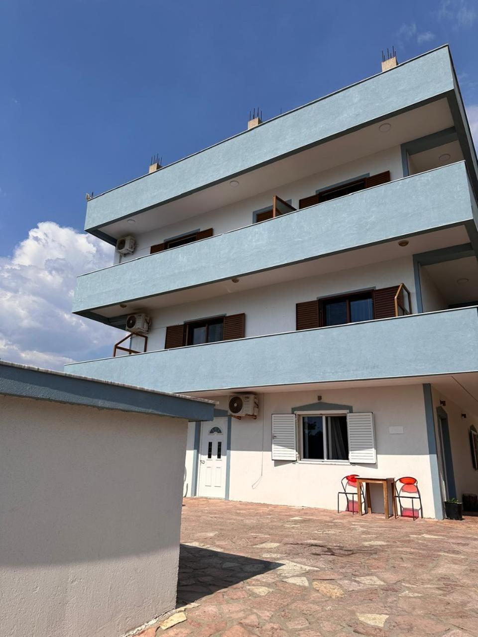 Kenza Apartments Sarandë Buitenkant foto