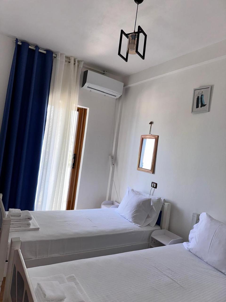 Kenza Apartments Sarandë Buitenkant foto